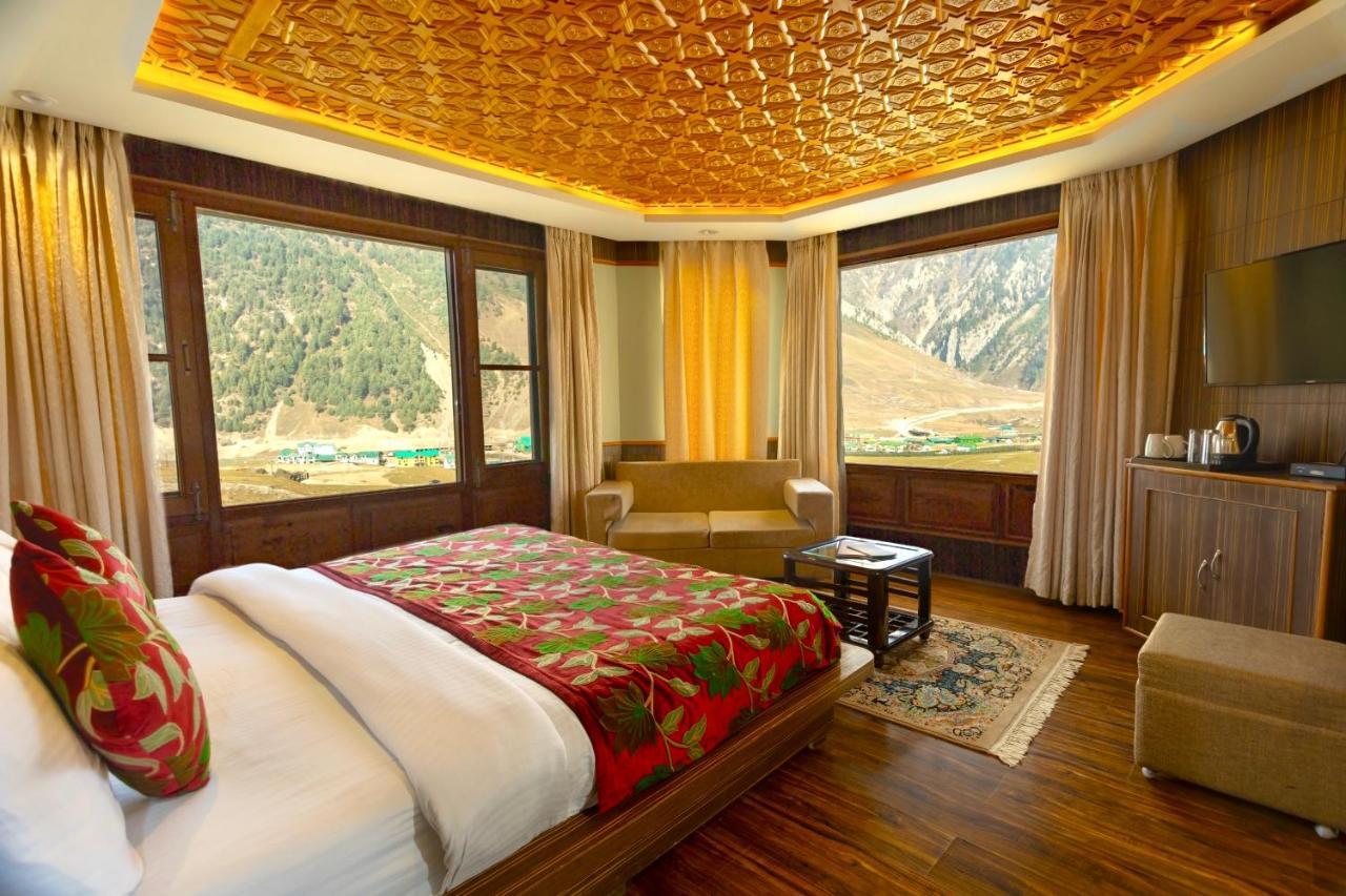 Hotel Village Walk Sonāmarg Exteriér fotografie